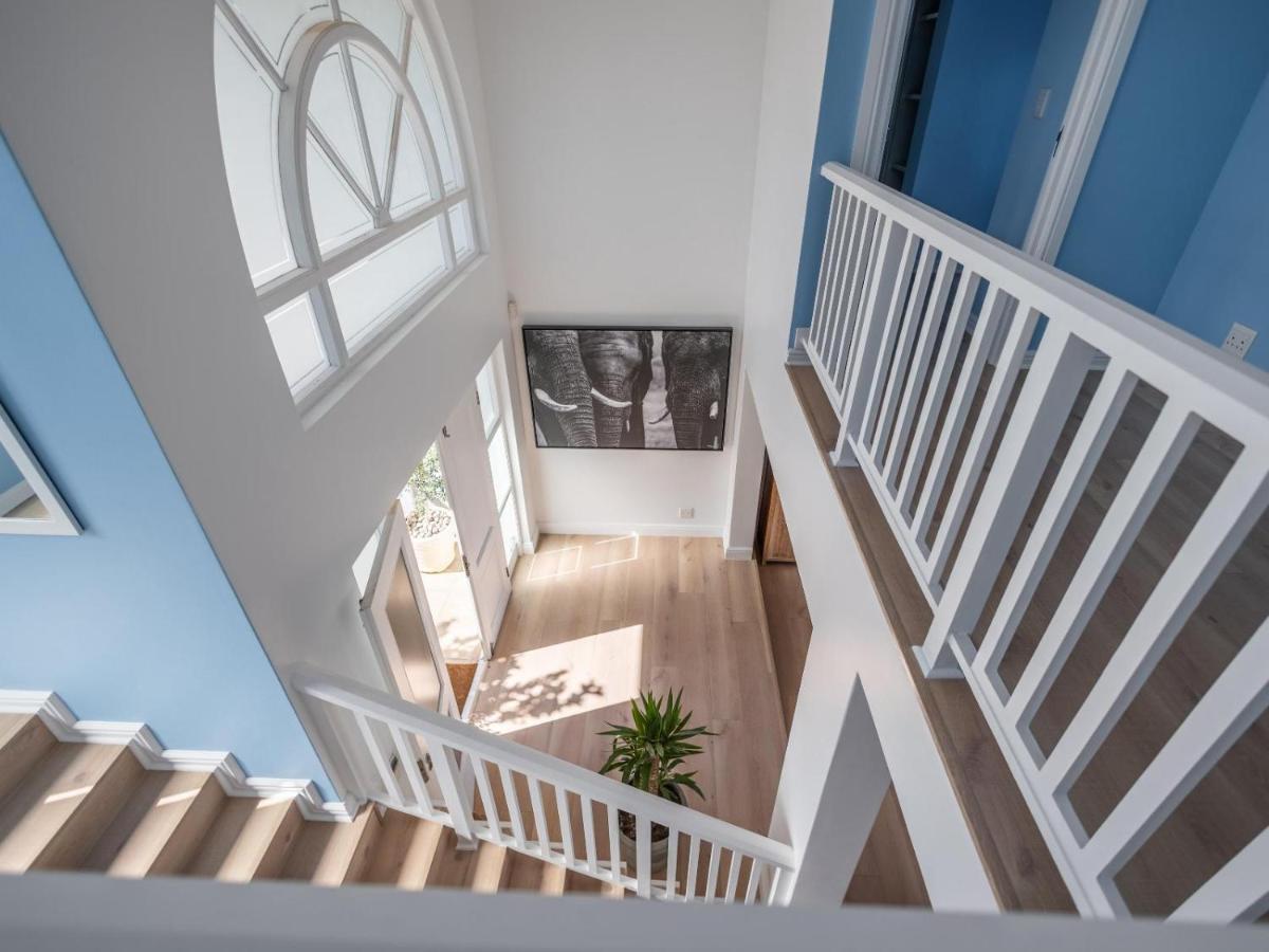 Luna Blue Off-Grid Guesthouse Плеттенберг-Бей Экстерьер фото